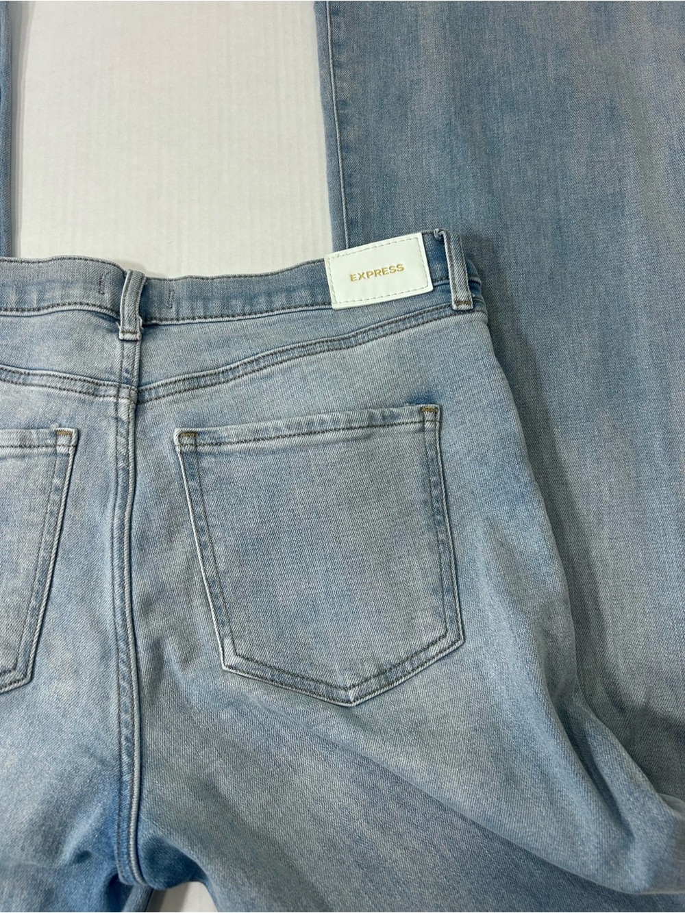 Express White Label 70s Flare Jeans light wash soft thick stretch EUC - Picture 6 of 6